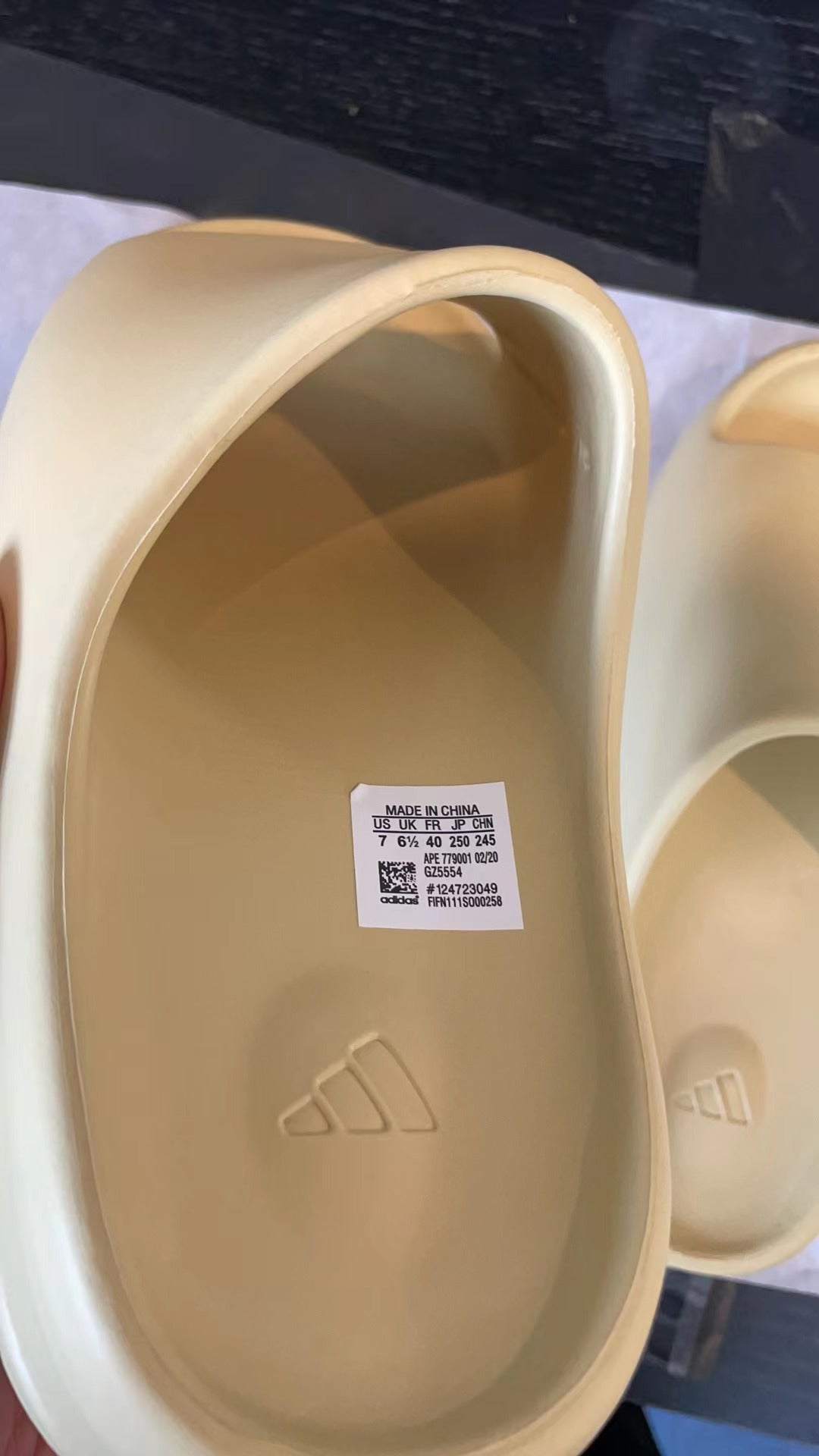 sneaker shoes women and men slides
