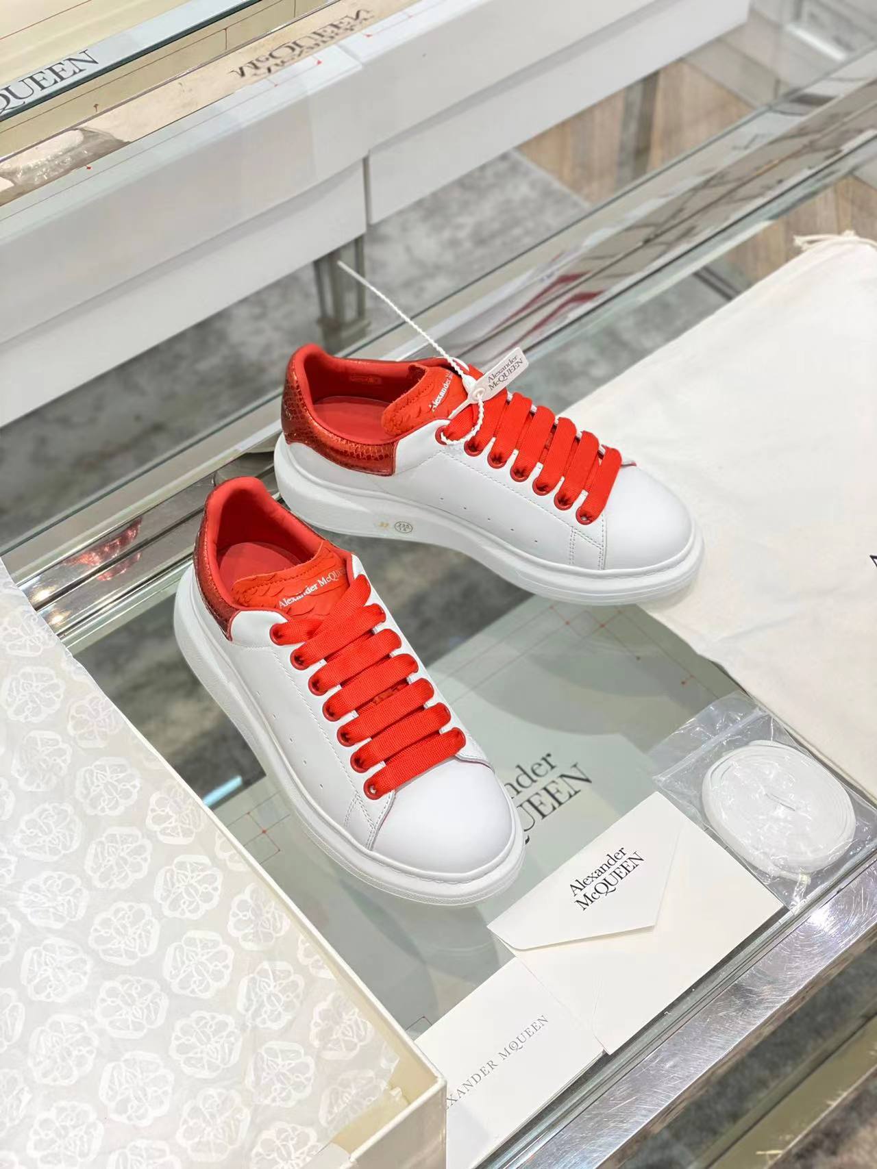 sneaker shoes women and men AM01