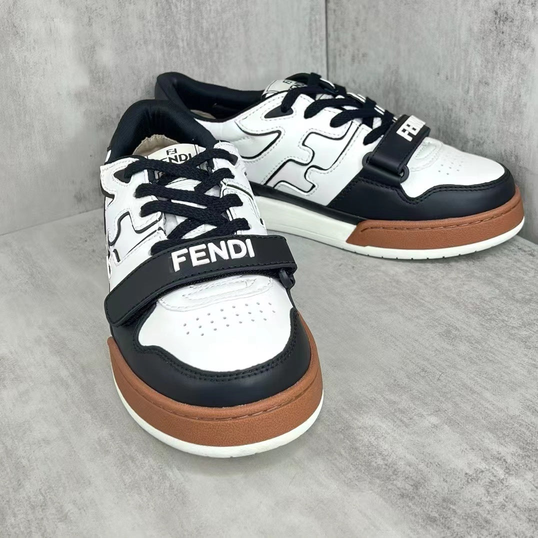 sneaker shoes Luxury shoes are suitable for both men and women