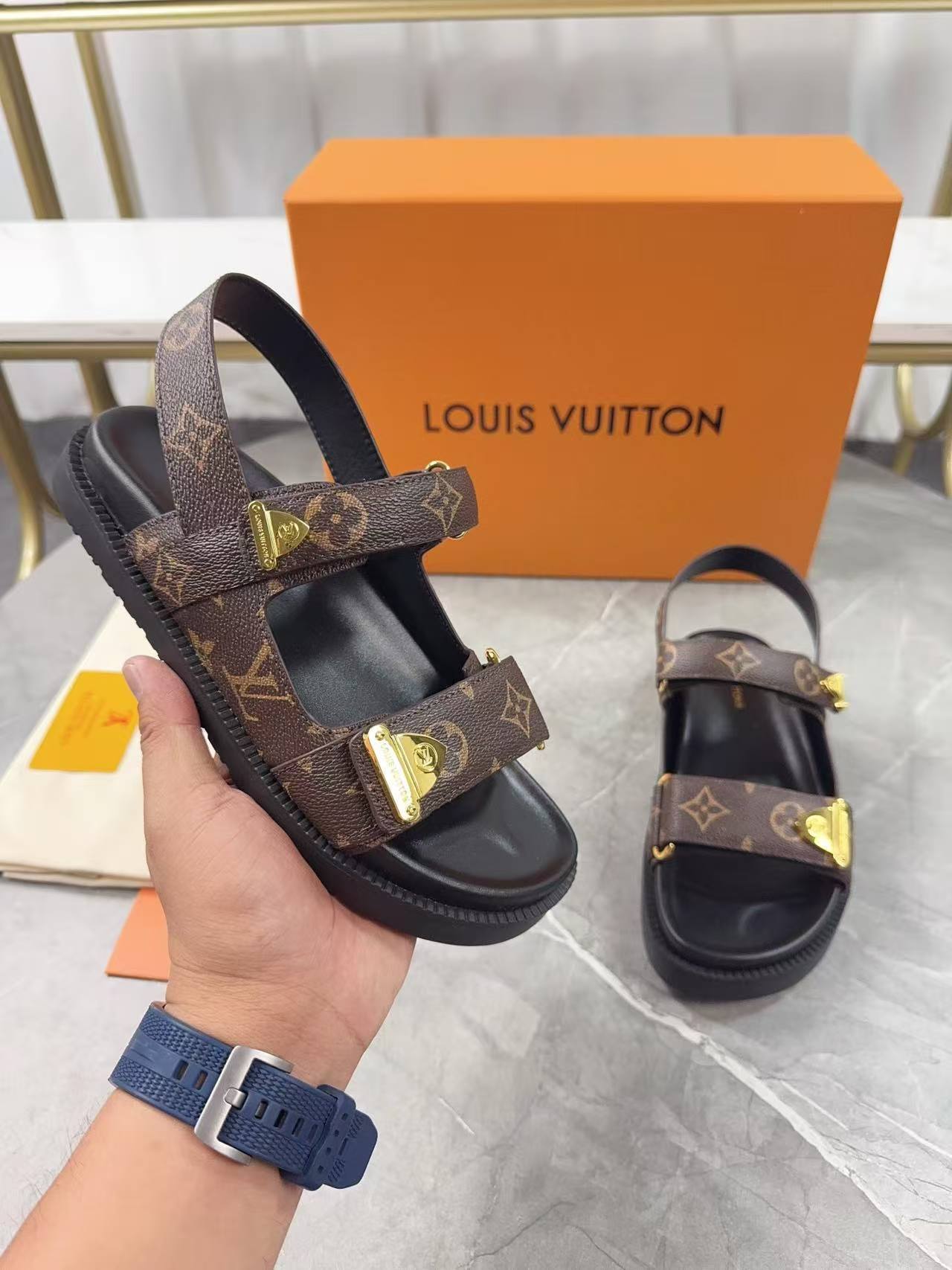 Customized luxury shoes women slippers