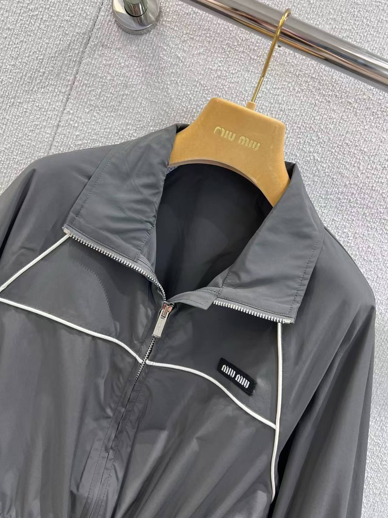 Customized luxury women's clothing