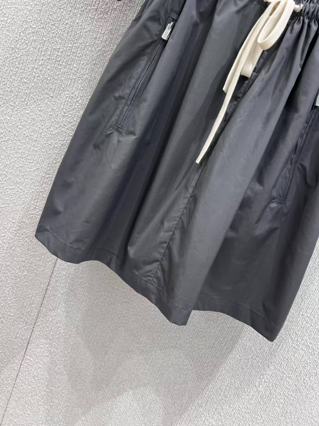 Customized luxury women's clothing