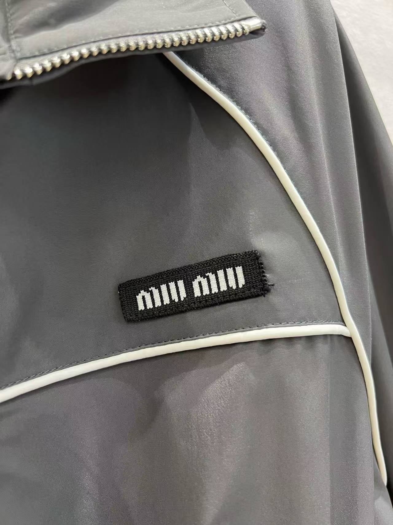 Customized luxury women's clothing