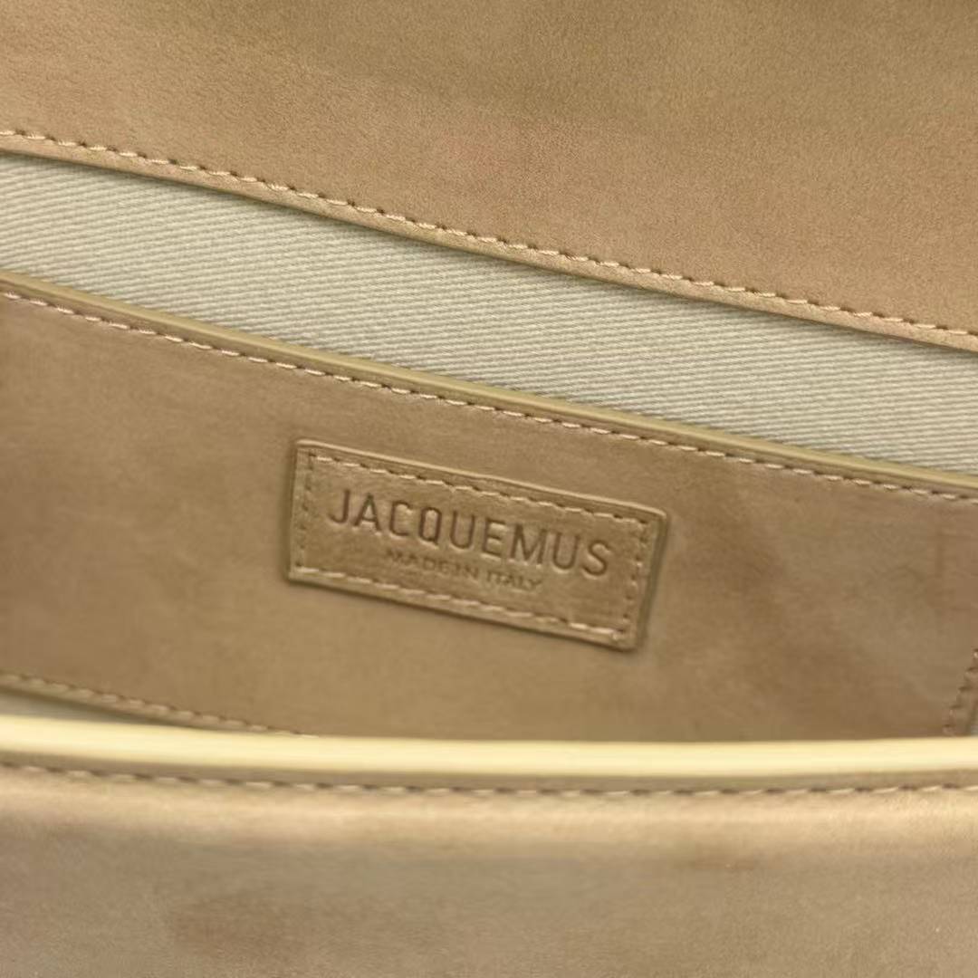 Customized luxury handbags
