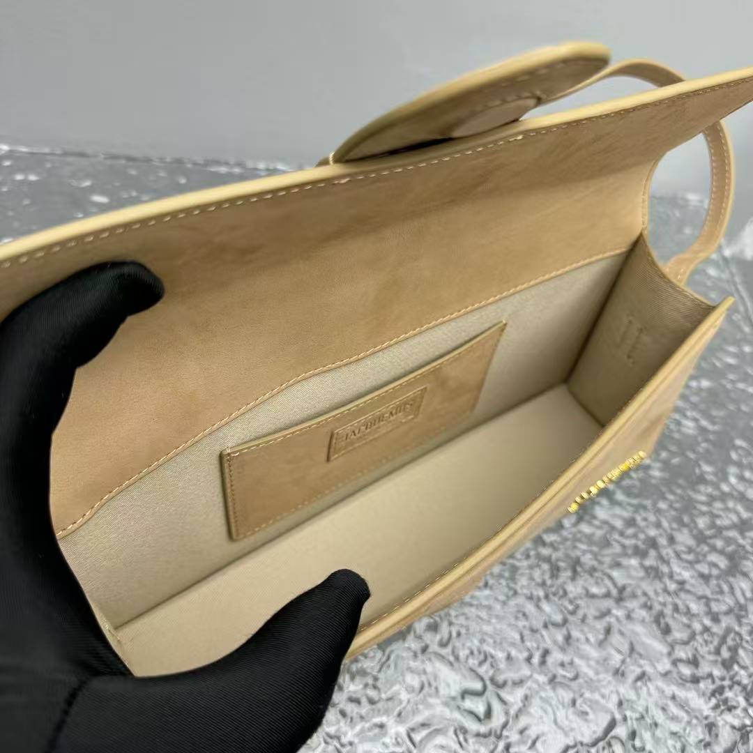 Customized luxury handbags