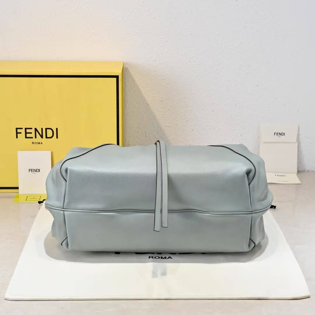Customized luxury women's handbags