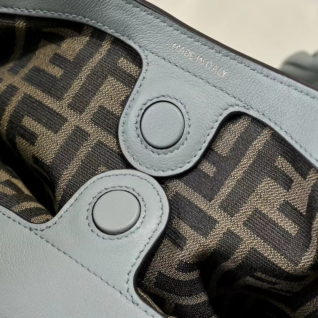 Customized luxury handbags