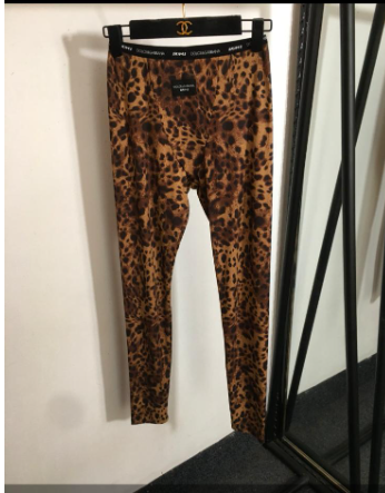 Fashionable and breathable clothing