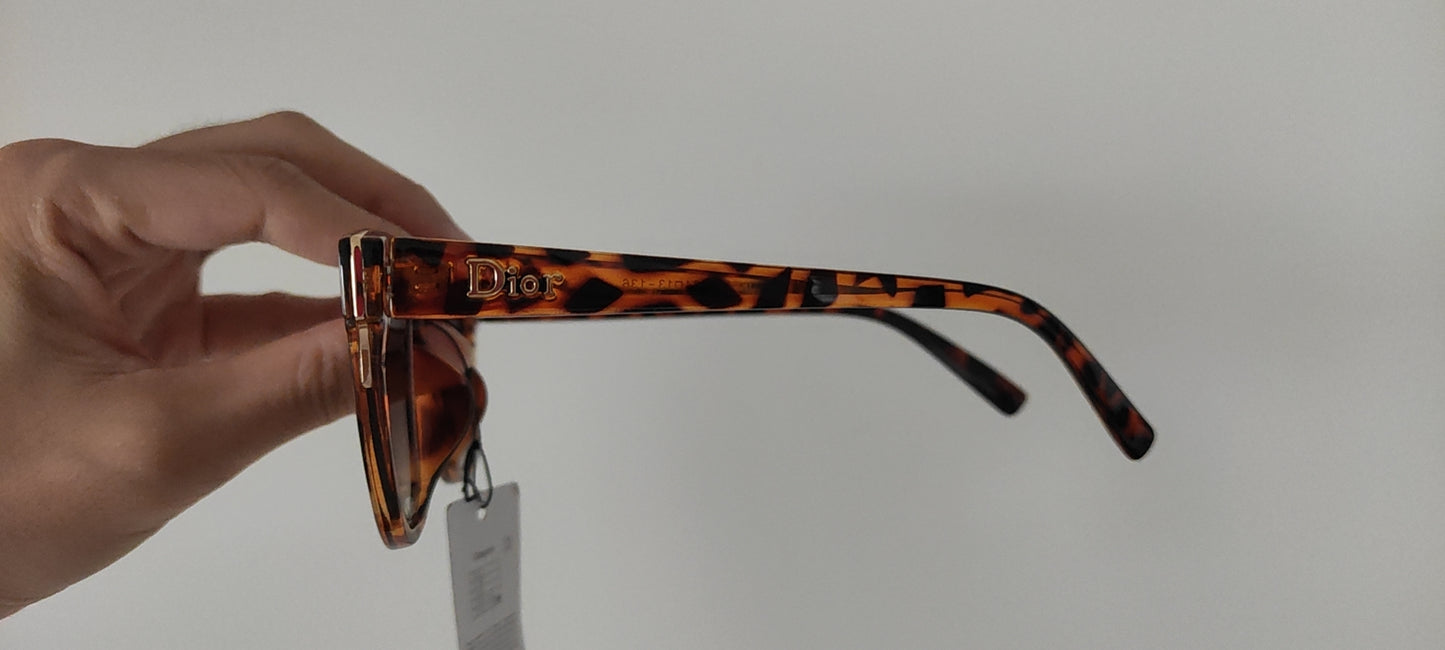 Luxury accessories A28