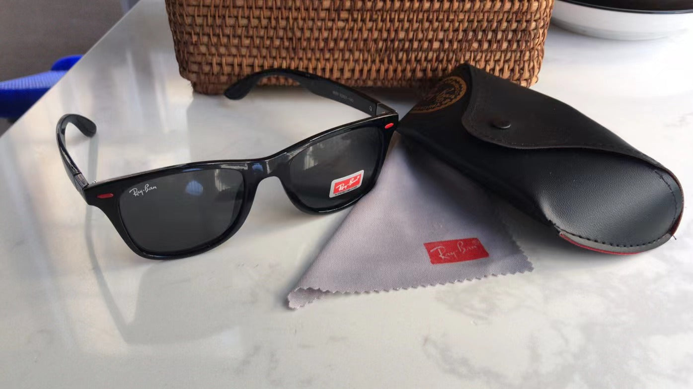 Luxury accessories A25
