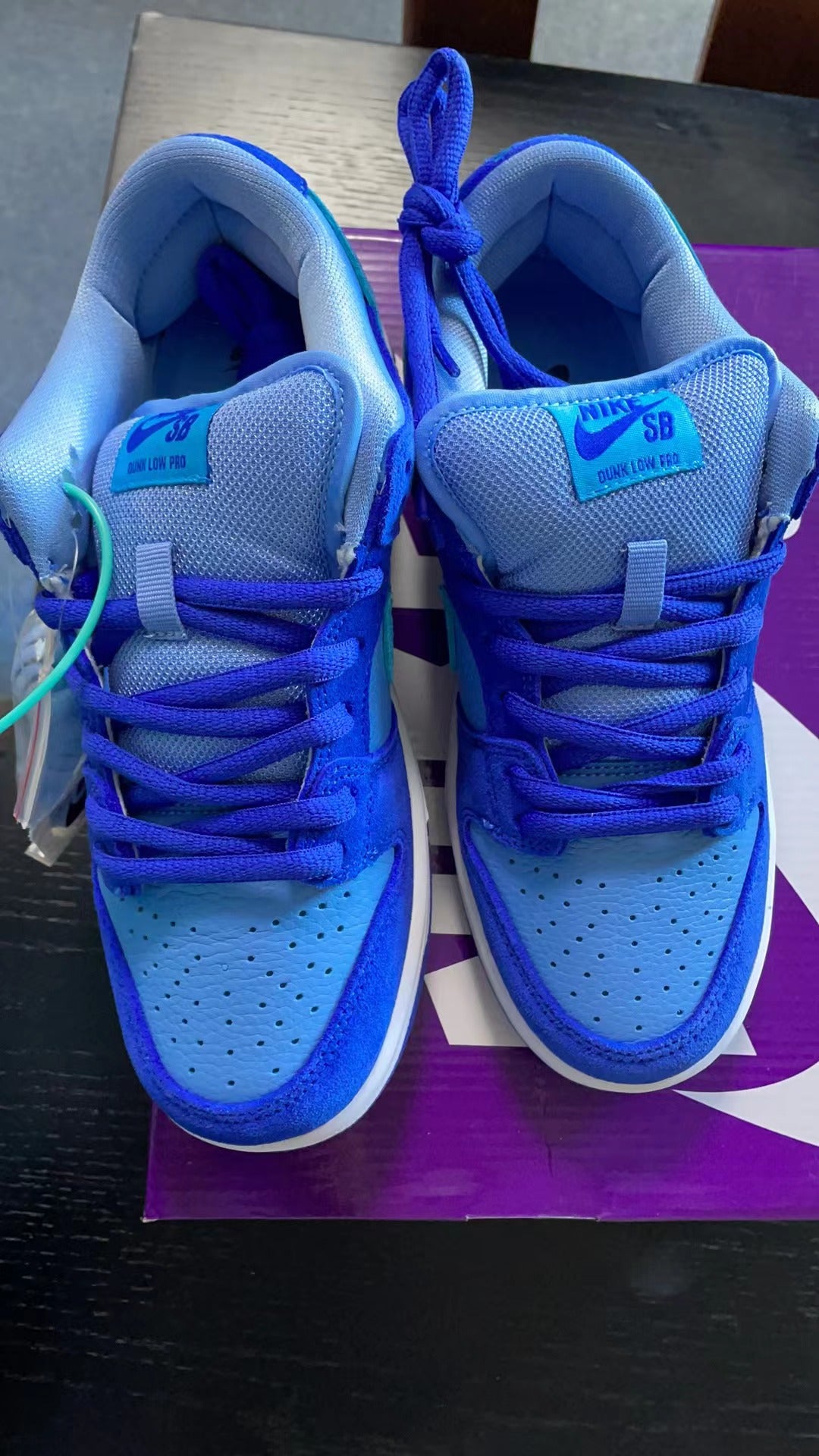 sneaker shoes SB DUNK LOW PRO BLUE RASPBERRY