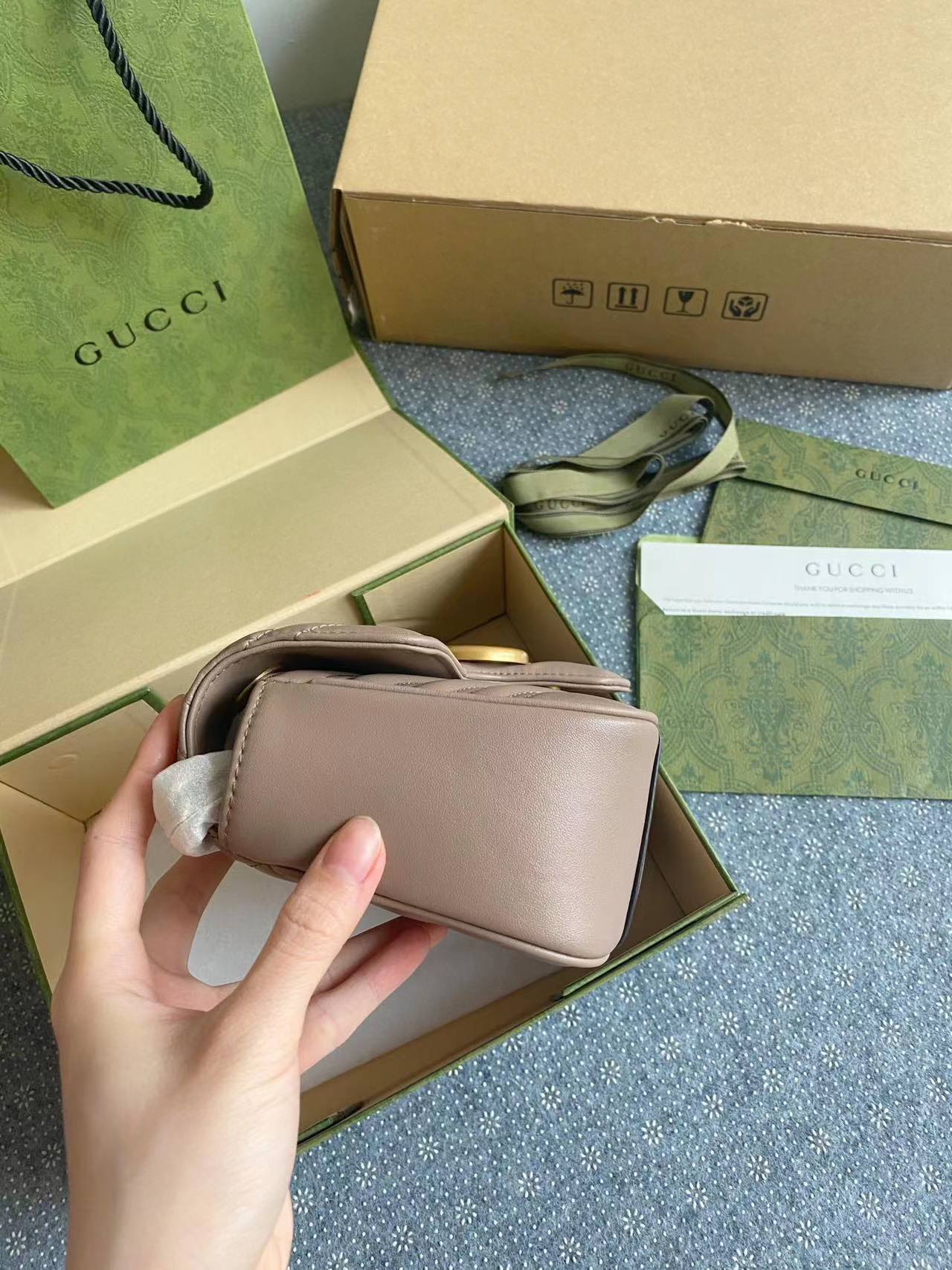 Luxury accessories A35