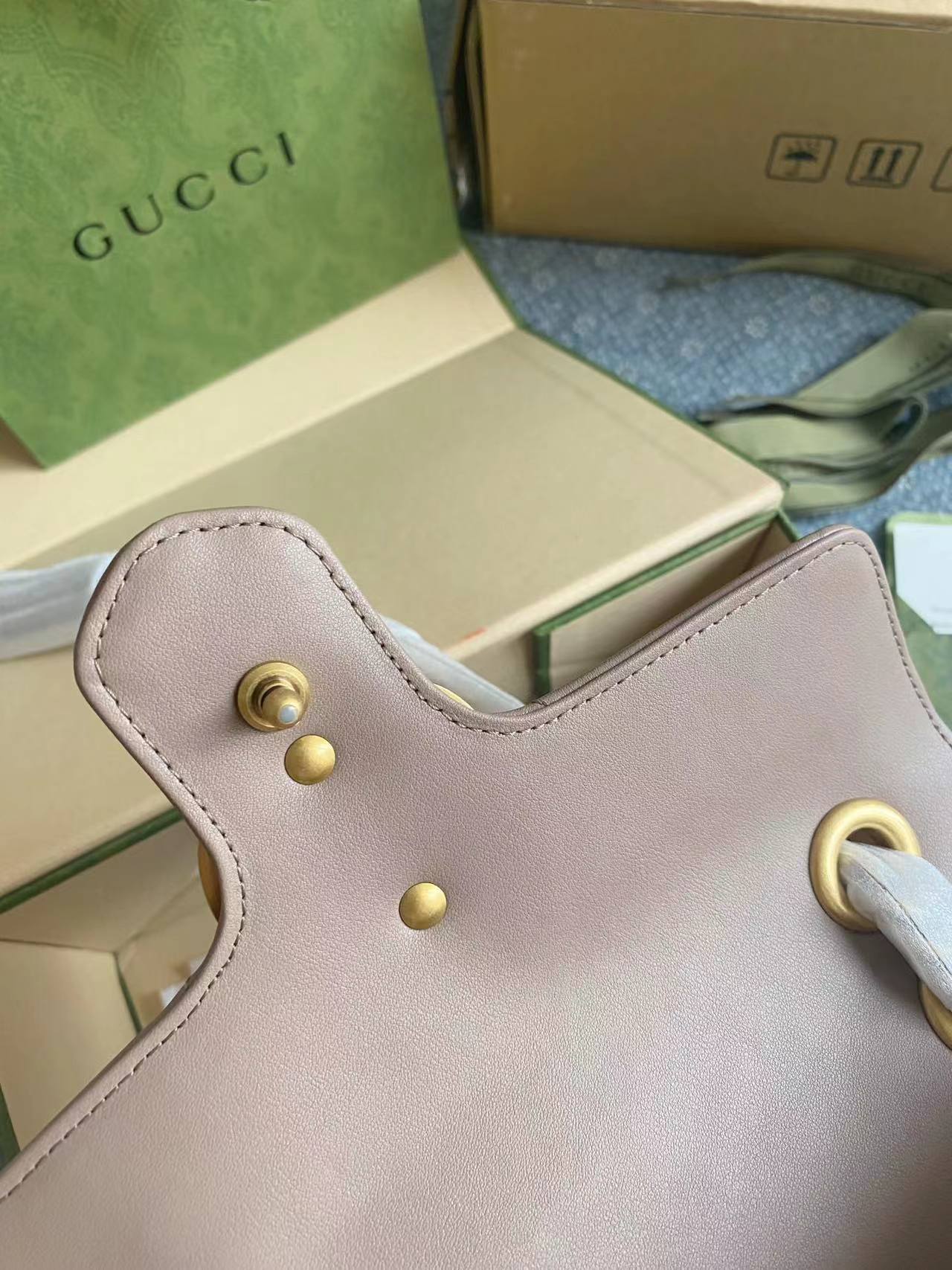 Luxury accessories A35