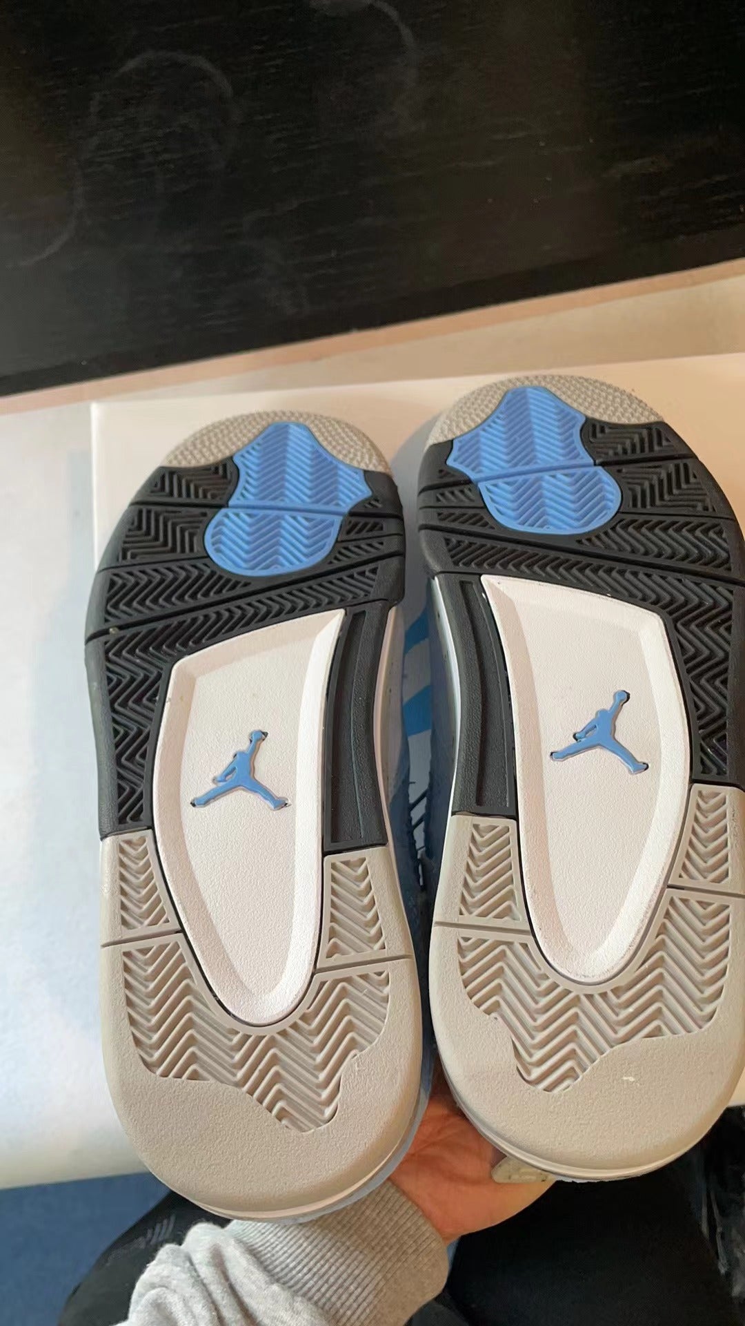 sneaker shoes Basketball shoes for women and men