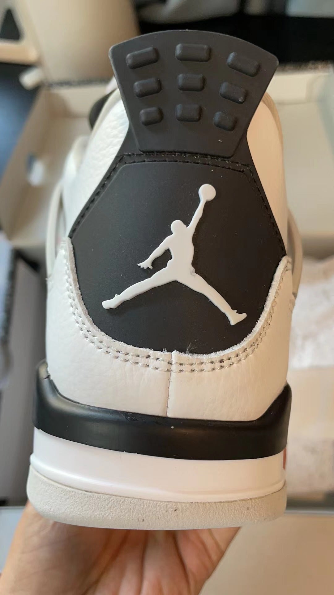sneaker shoes New basketball shoes for men and women