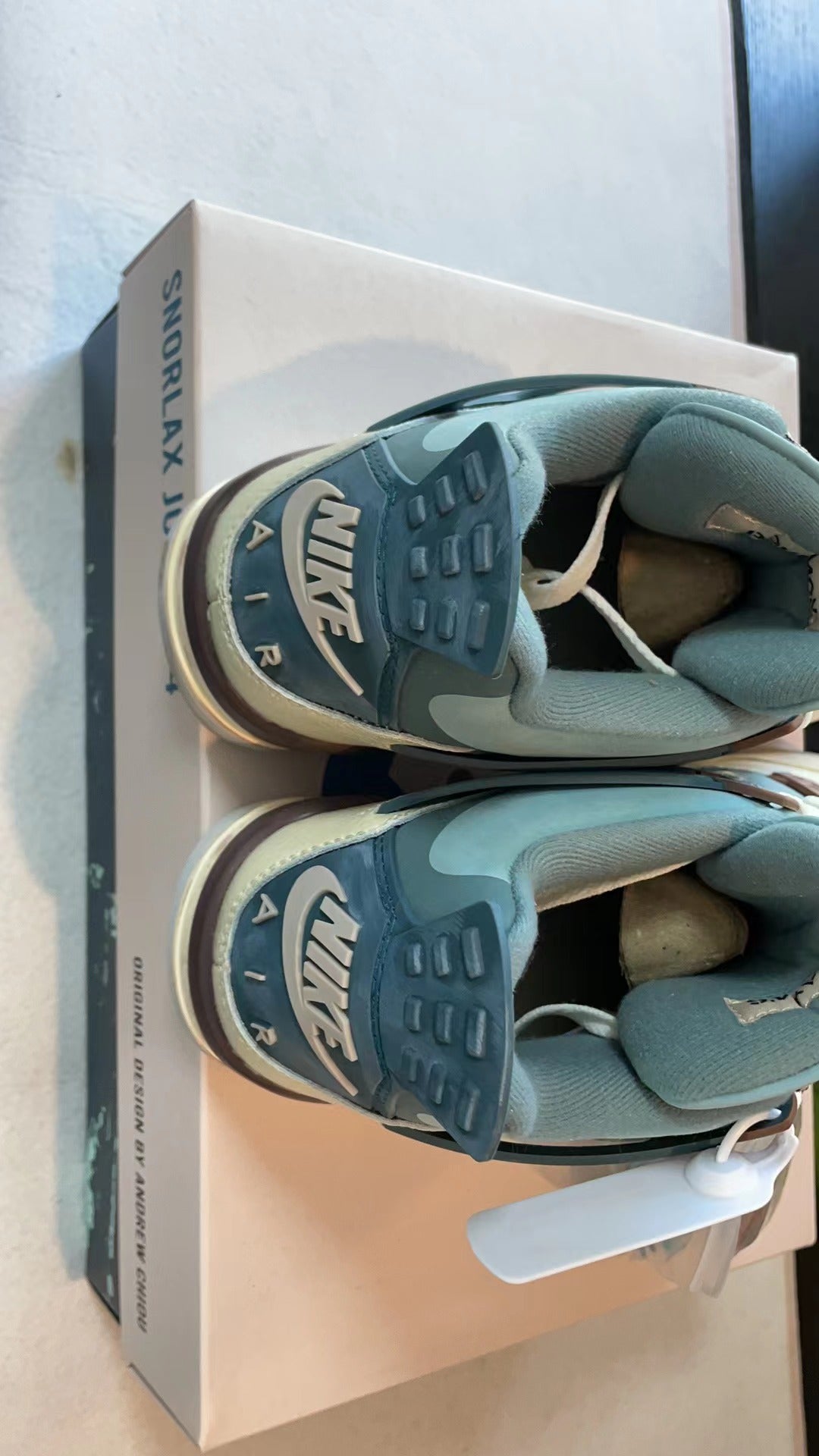 sneaker shoes Basketball shoes for women and men
