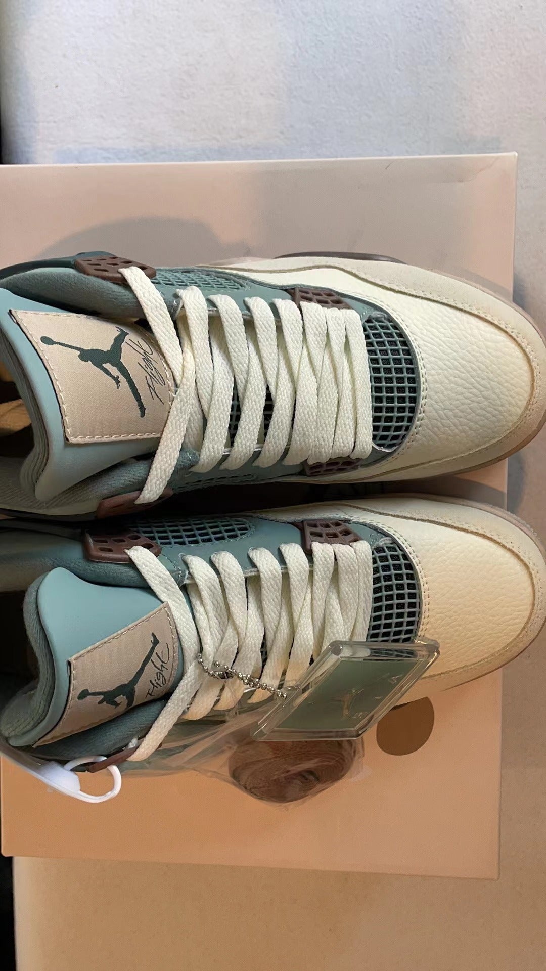 sneaker shoes Basketball shoes for women and men