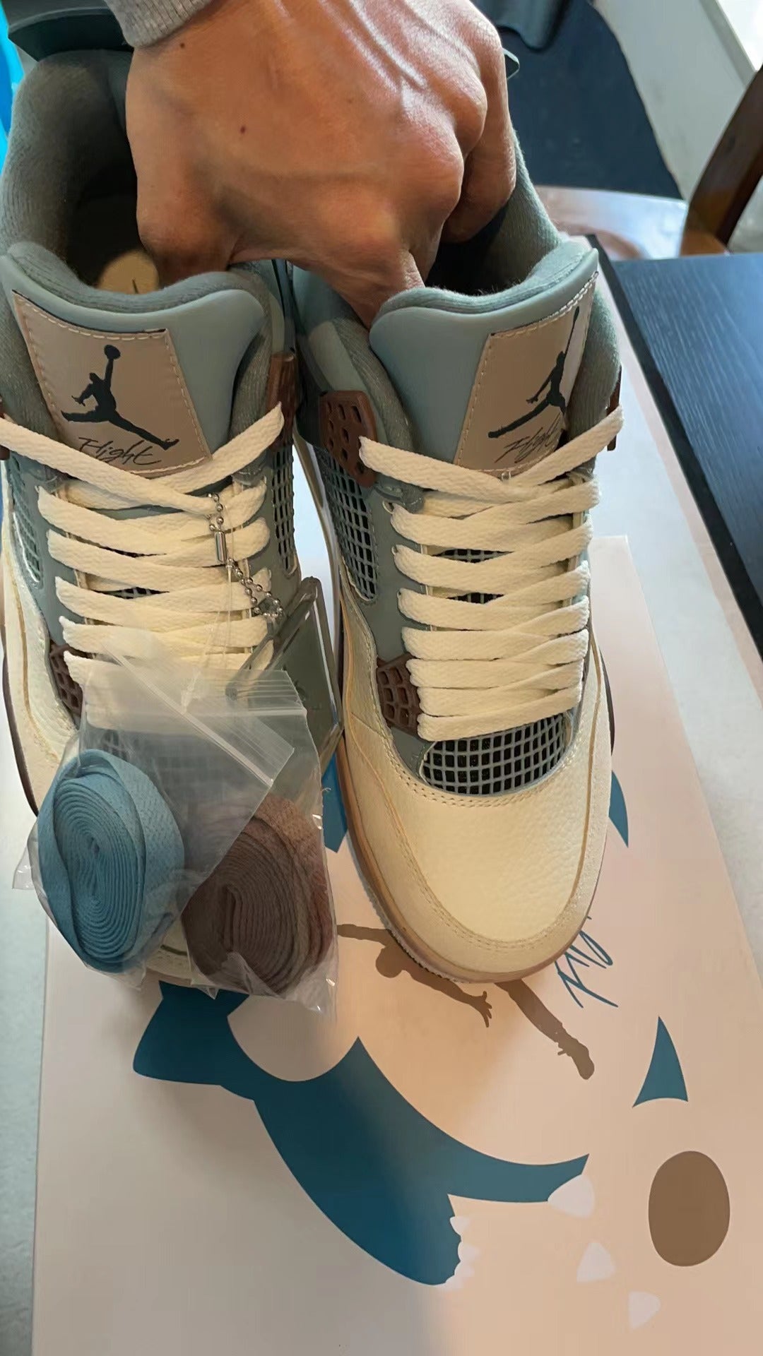 sneaker shoes Basketball shoes for women and men