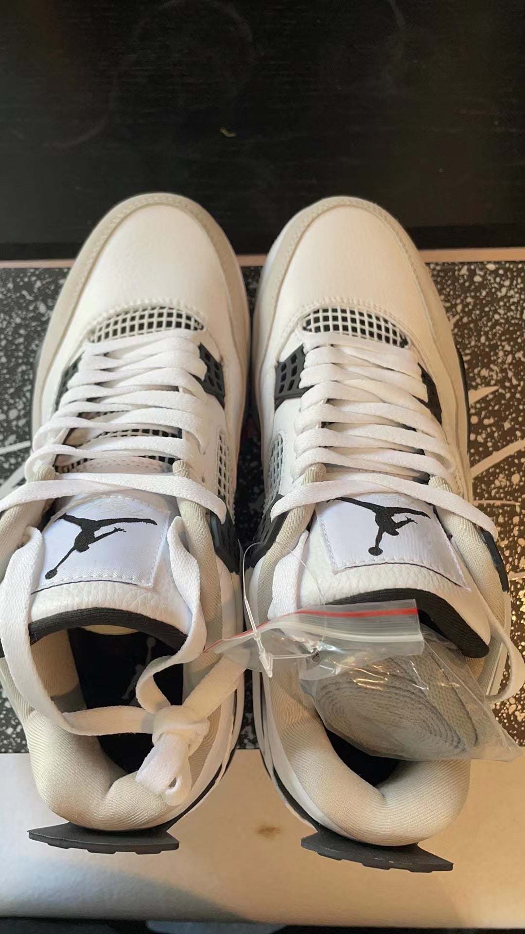 sneaker shoes New basketball shoes for men and women