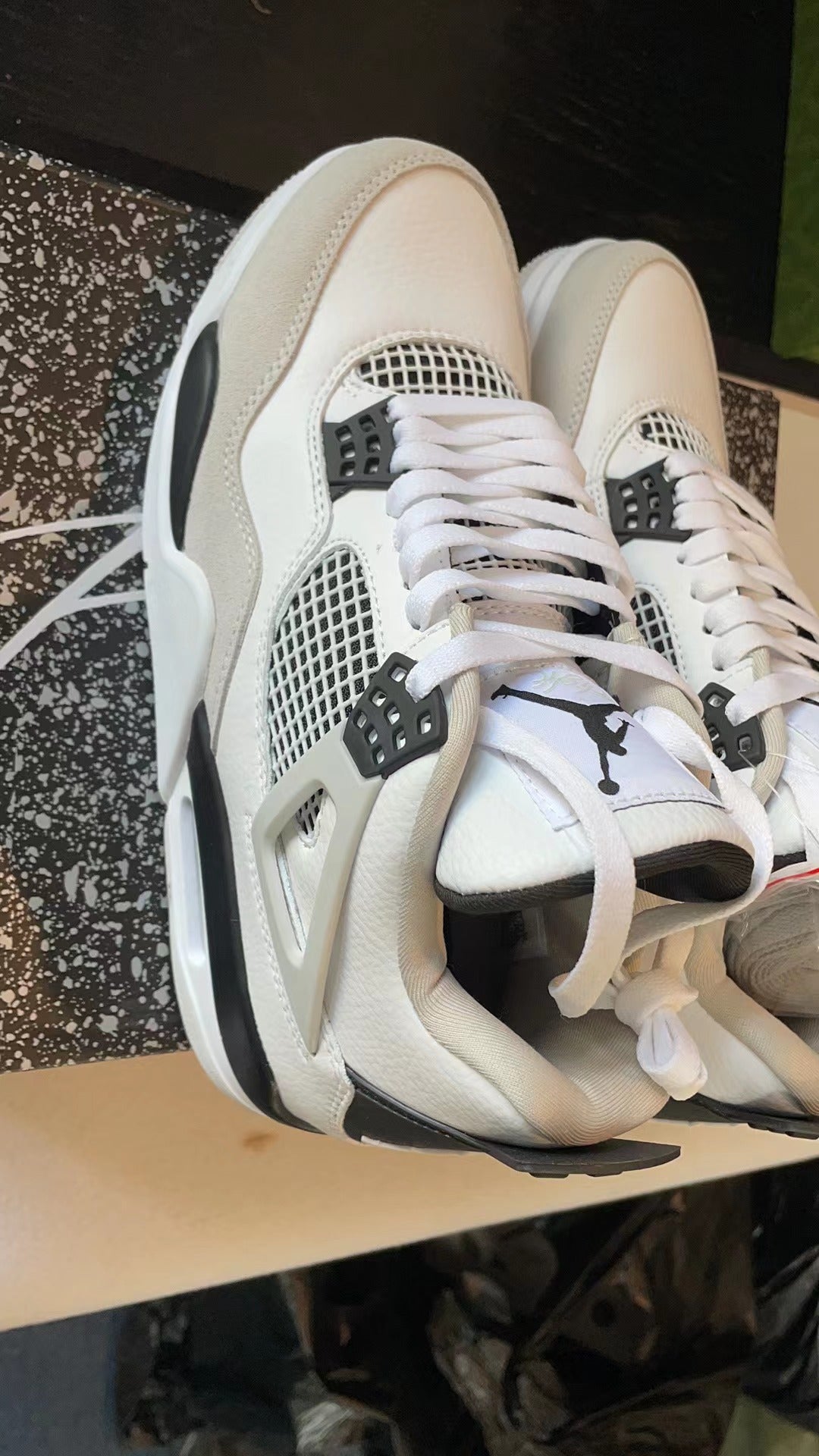 sneaker shoes New basketball shoes for men and women