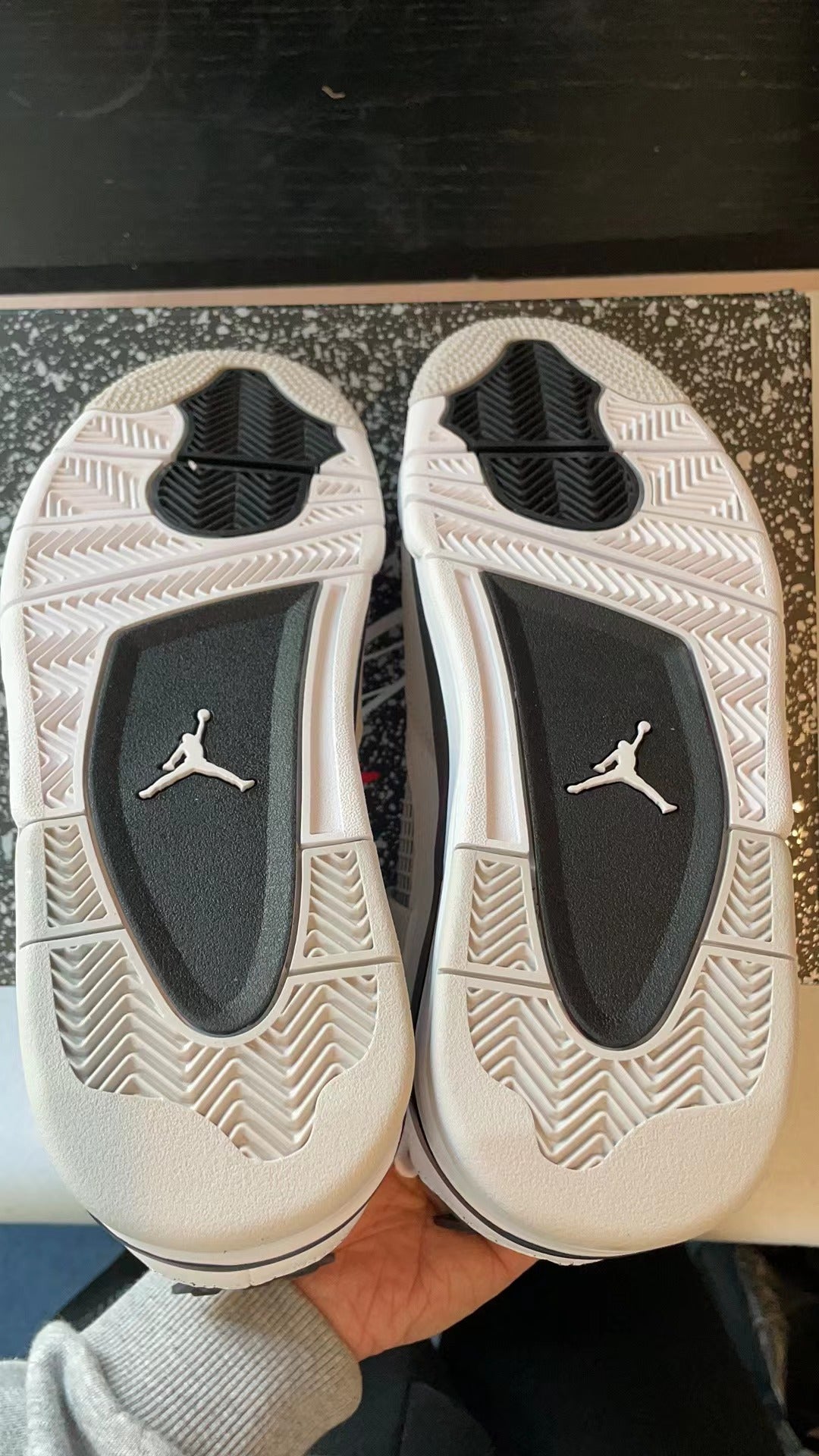 sneaker shoes New basketball shoes for men and women