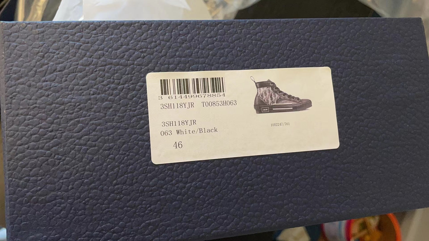 sneaker shoes for women and men Luxury shoes