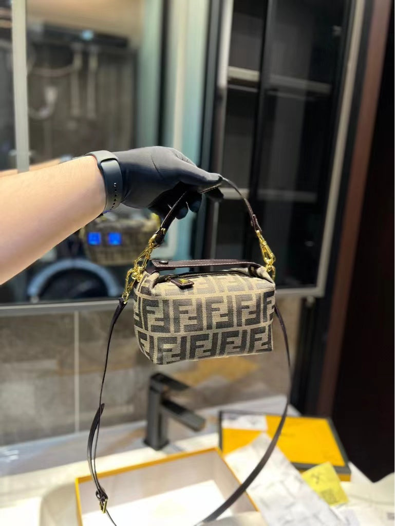 VL - Luxury Edition Bags FEI 122