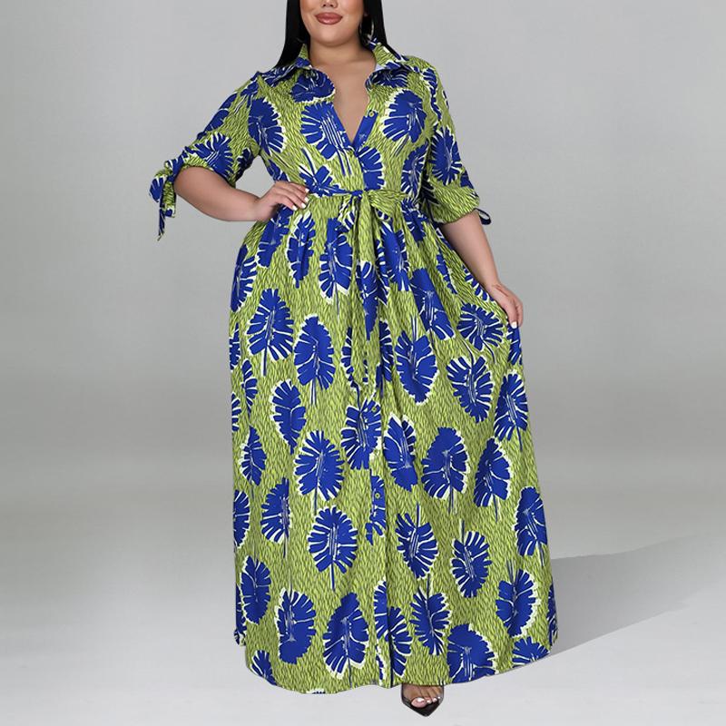Plus Size Digital Print Turtleneck Maxi Dress