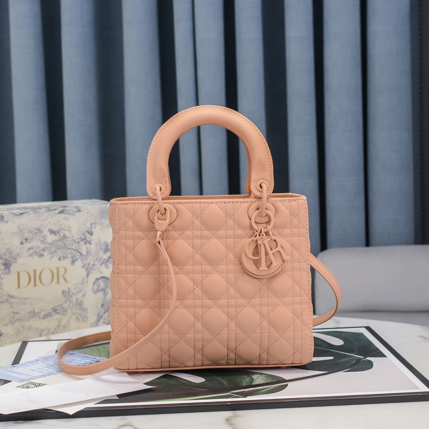 VL - Luxury Edition Bags DIR 221