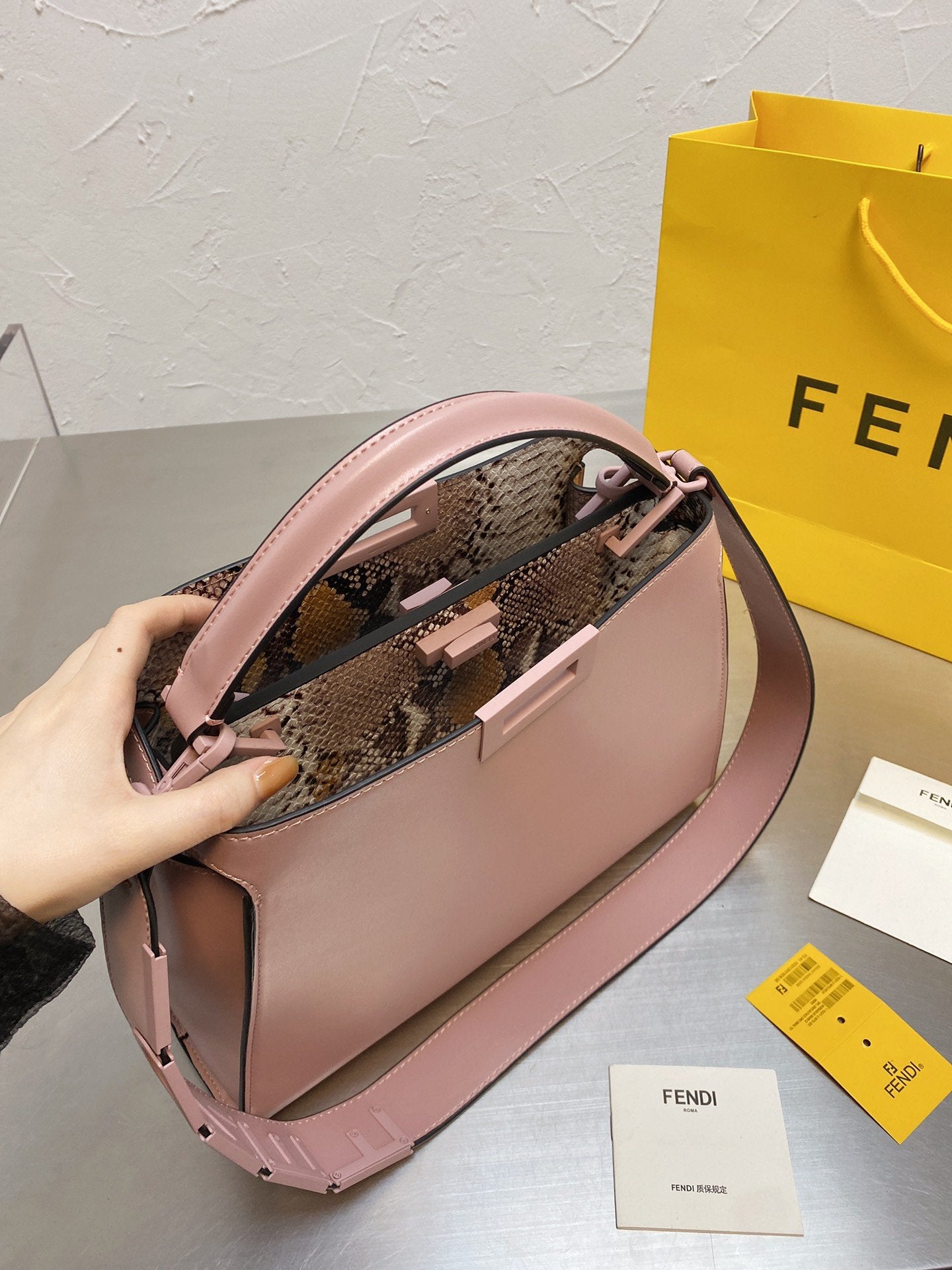 VL - Luxury Edition Bags FEI 156
