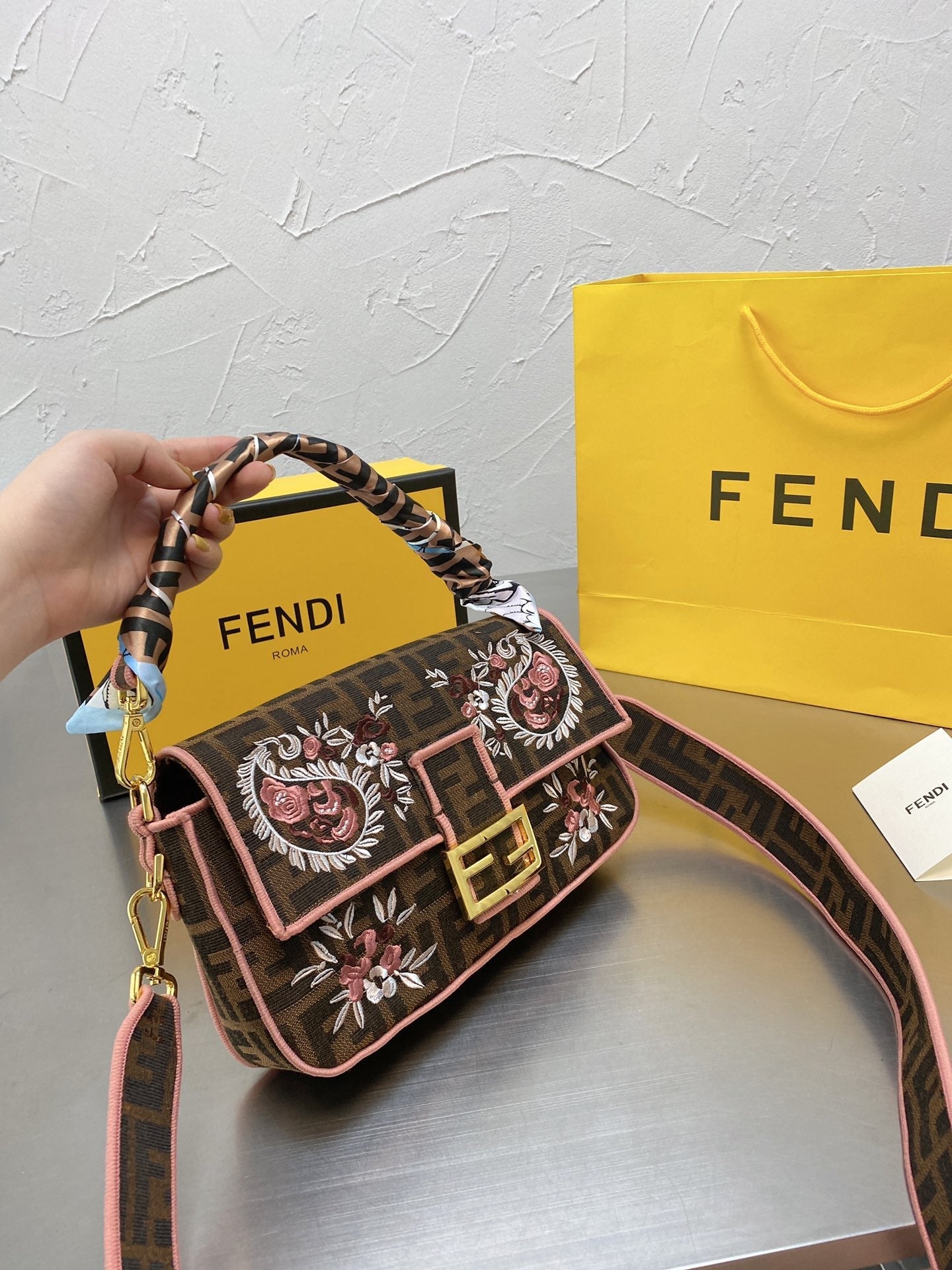 VL - Luxury Edition Bags FEI 229