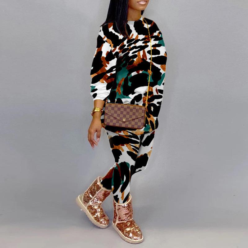 Plus Size Digital Print Round Neck Two Piece Sets