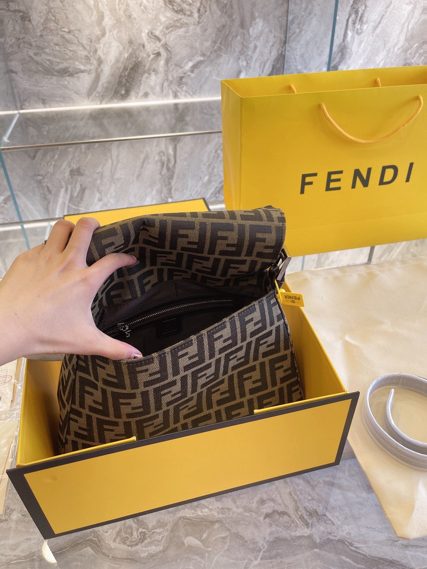 VL - Luxury Edition Bags FEI 201