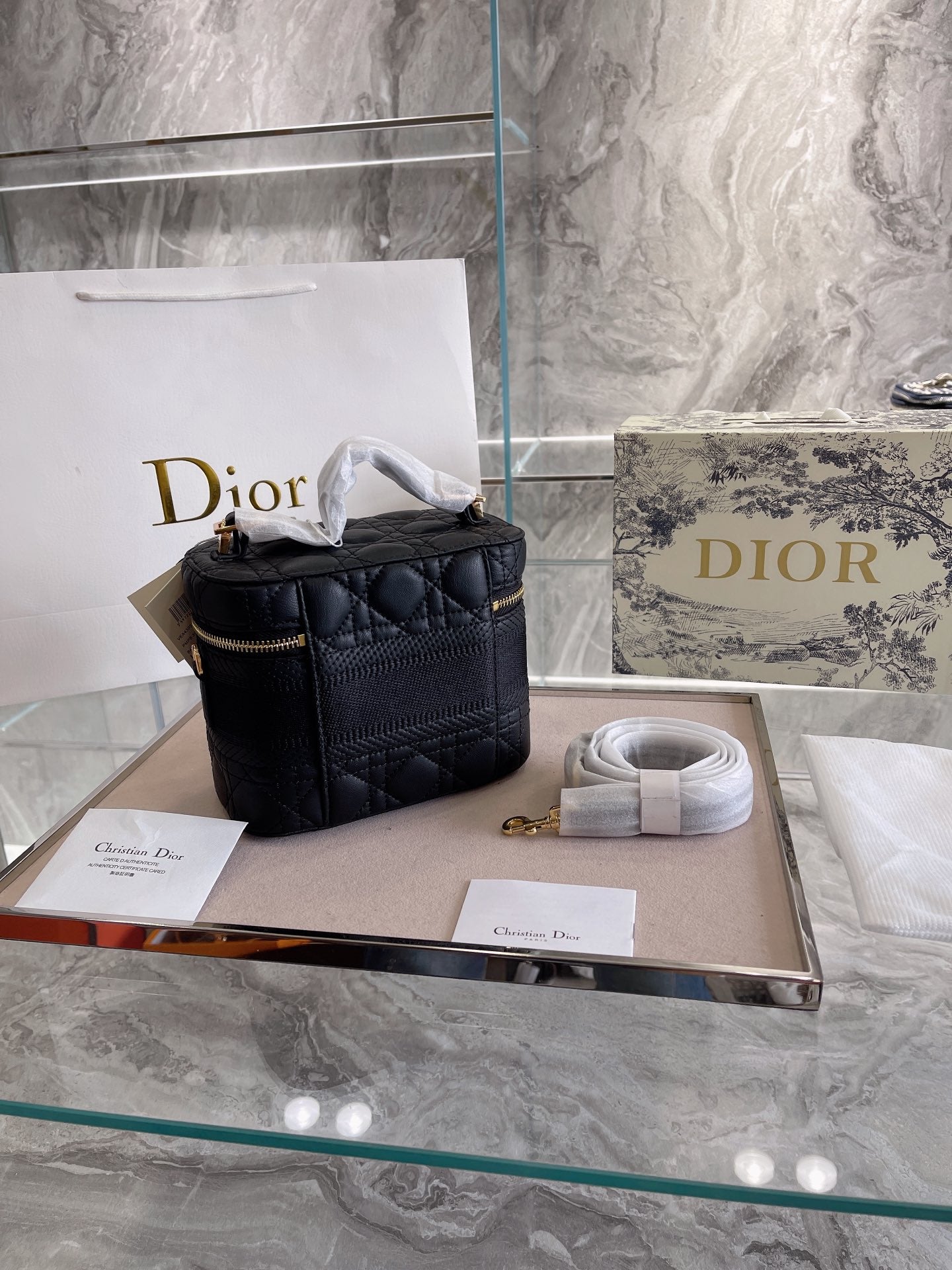 VL - Luxury Edition Bags DIR 215