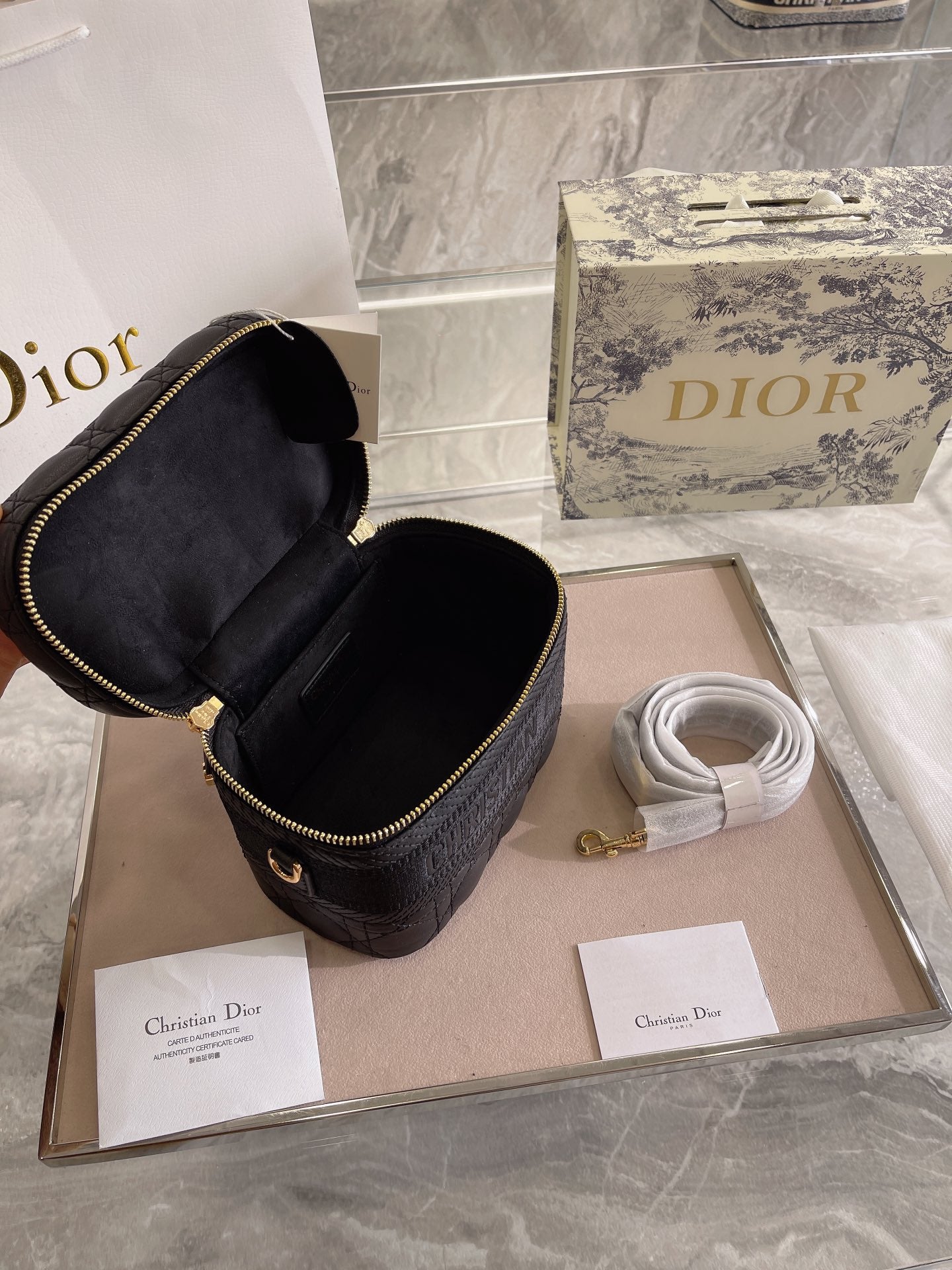 VL - Luxury Edition Bags DIR 215