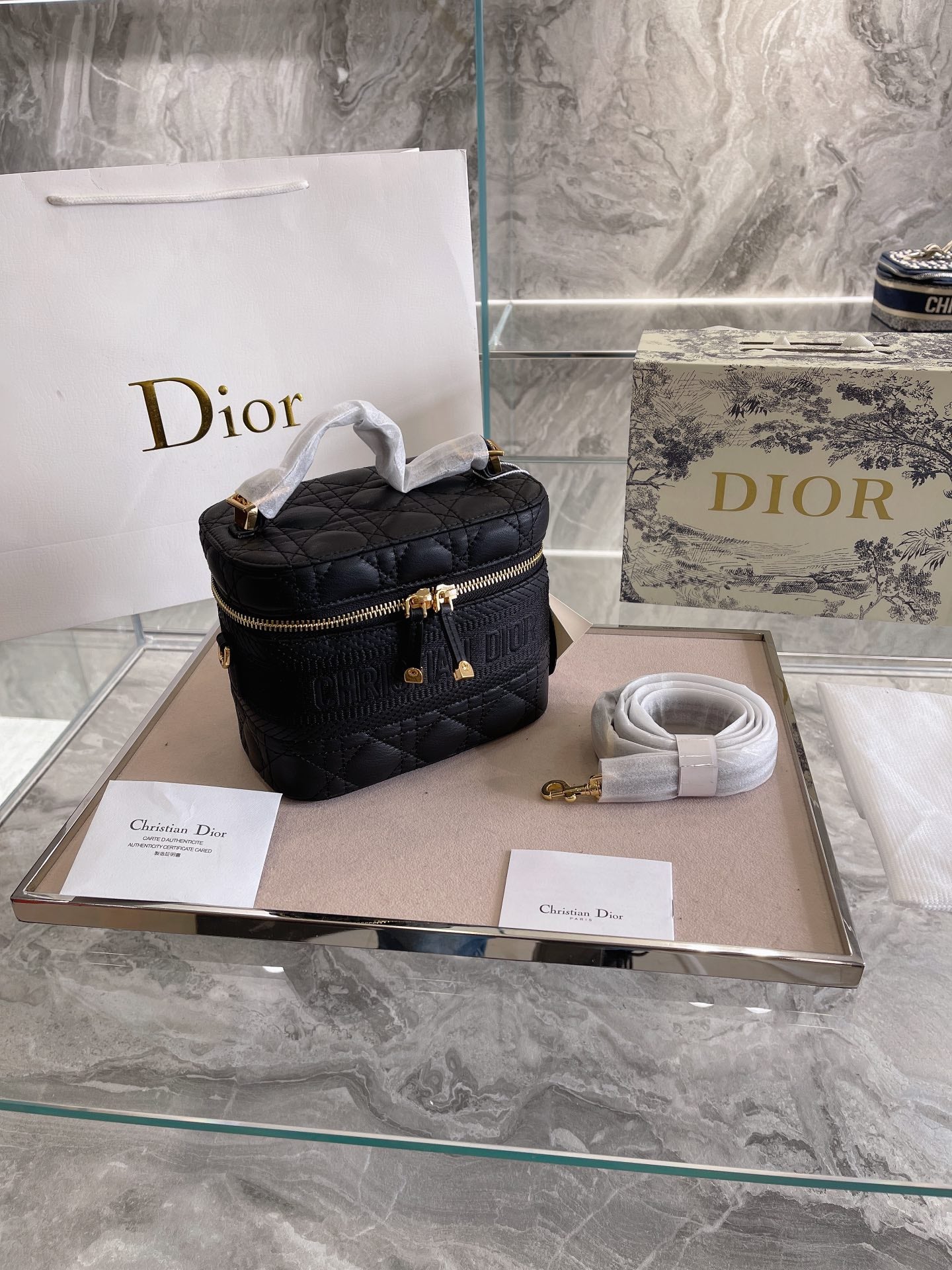 VL - Luxury Edition Bags DIR 215