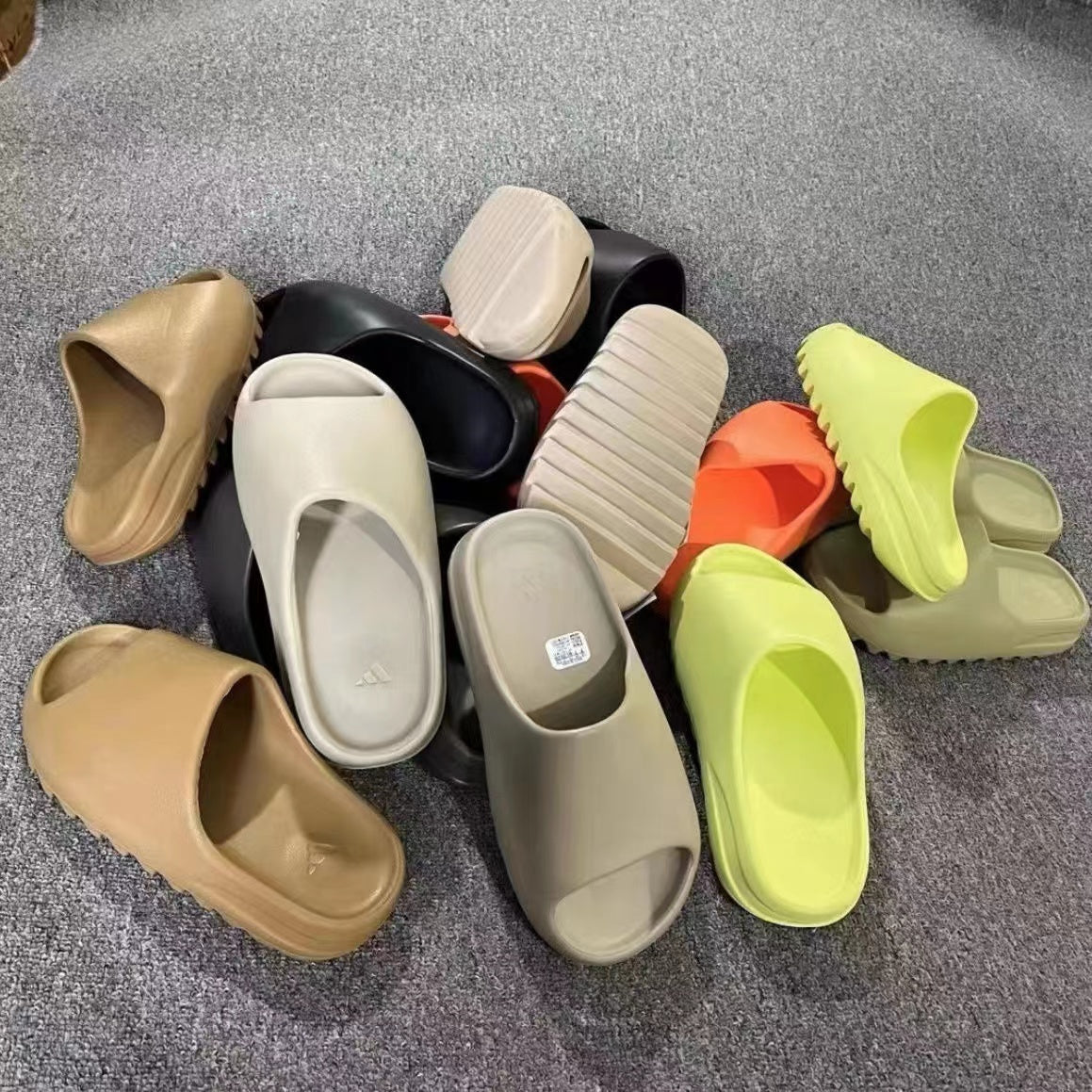 sneaker shoes women and men slides-01