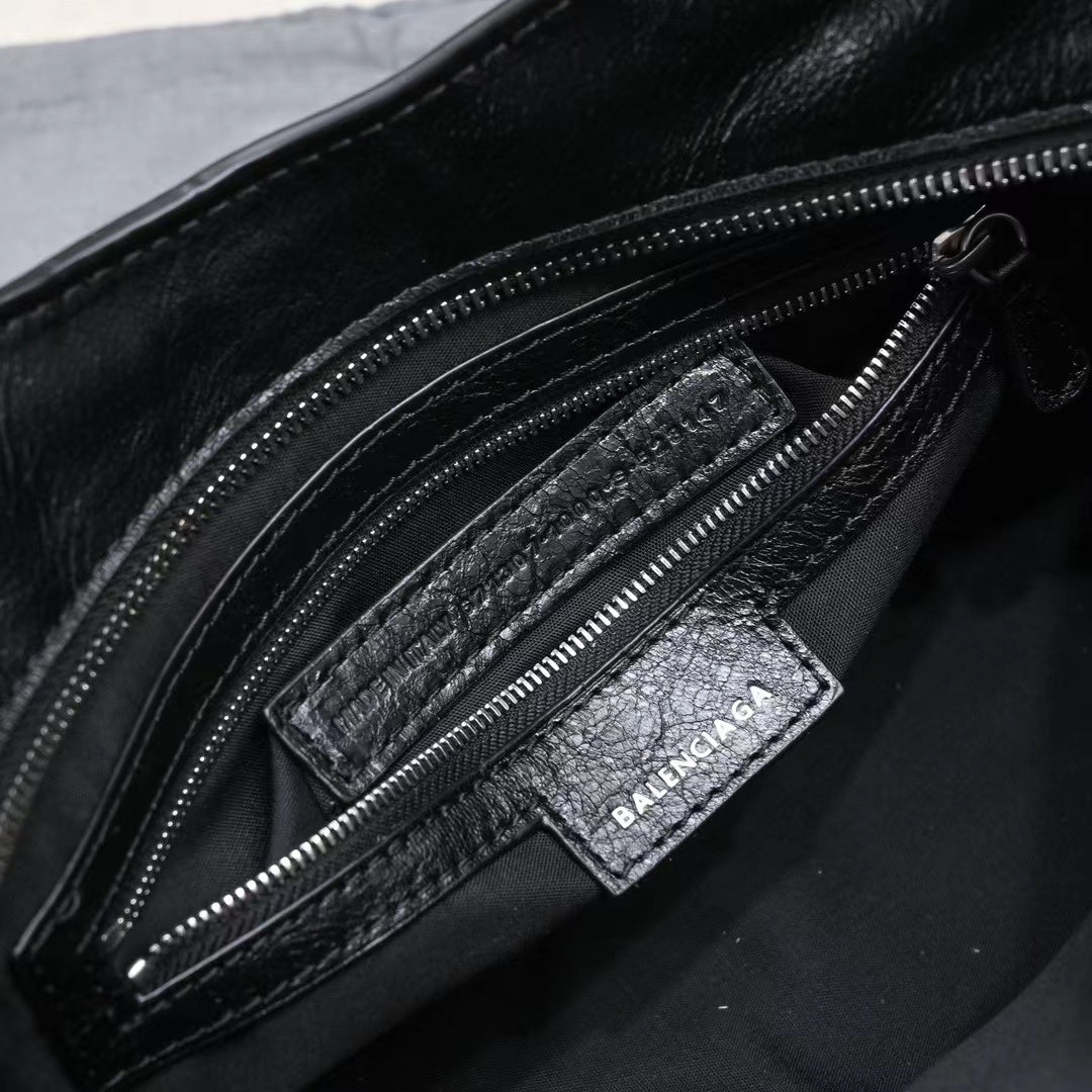 Luxury accessories A38