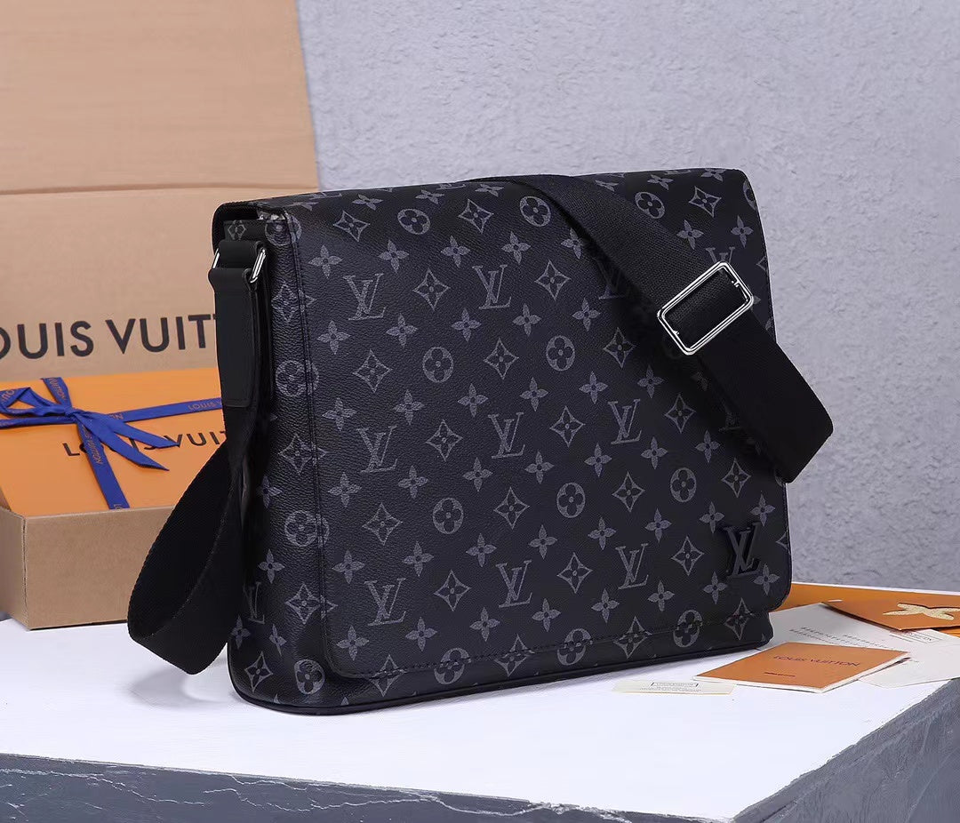 Luxury accessories A42