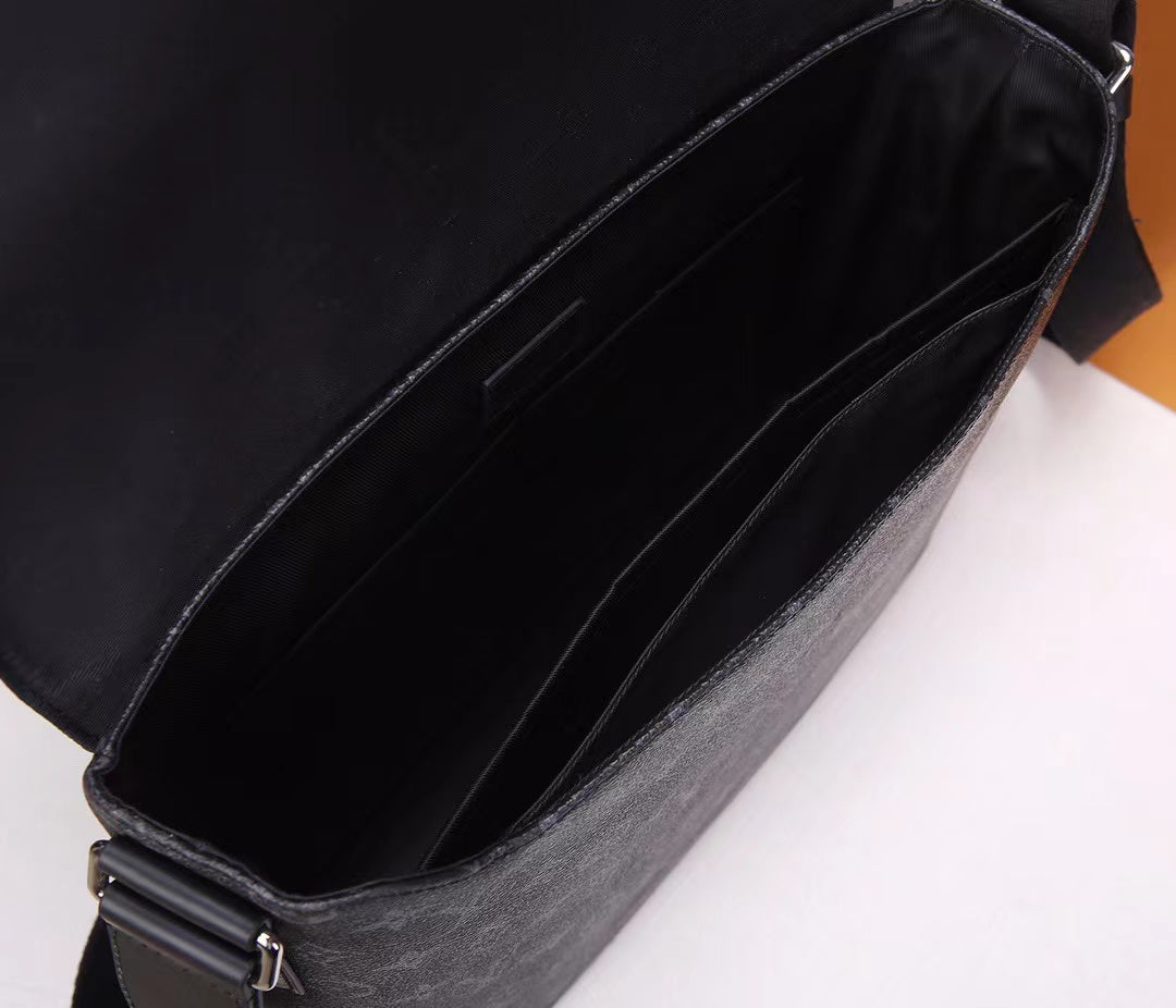 Luxury accessories A42