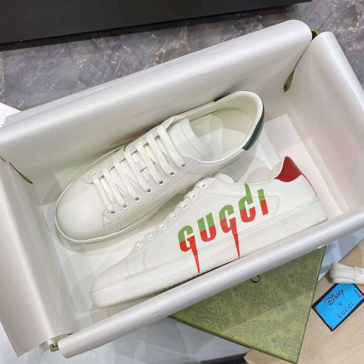 Sneaker shoes Luxury men's and women's casual shoes