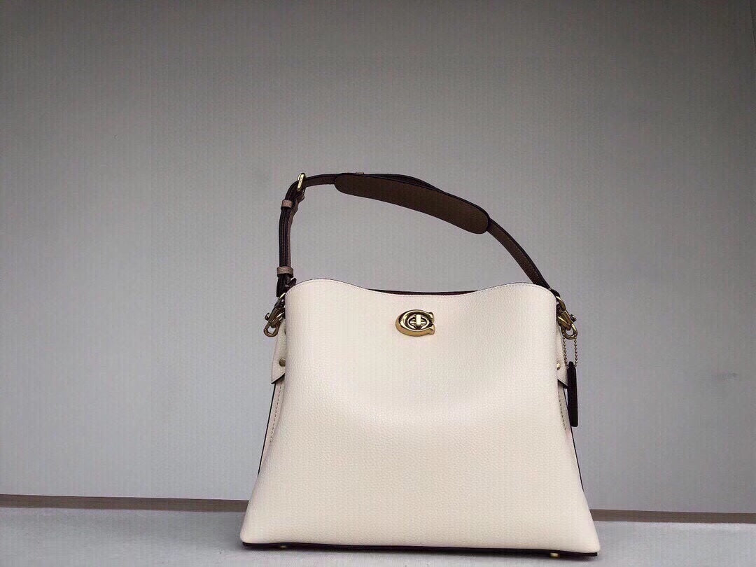 Luxury accessories women's handbag