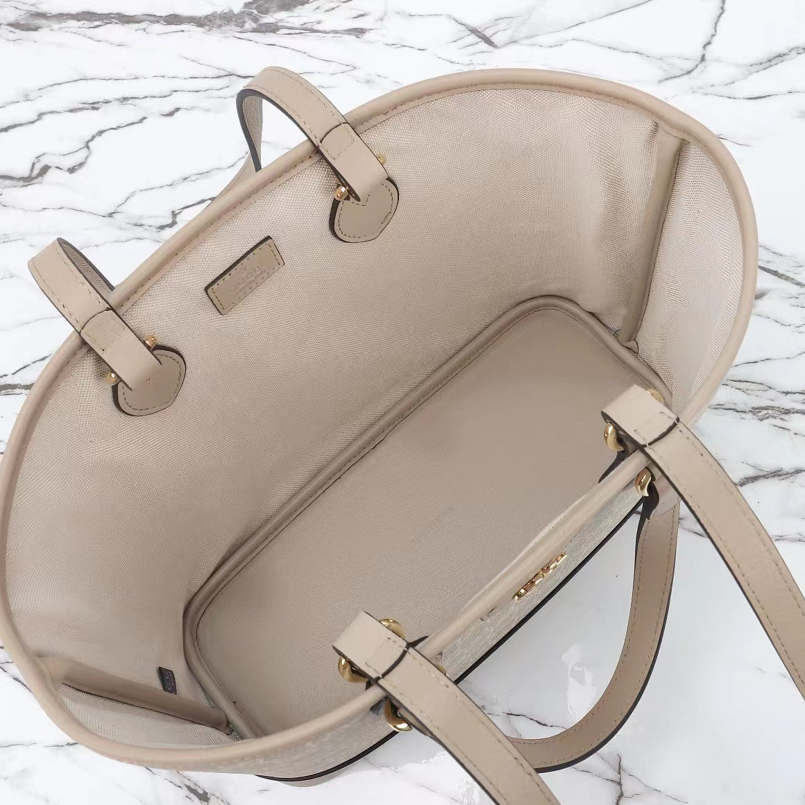 Luxury women's handbags