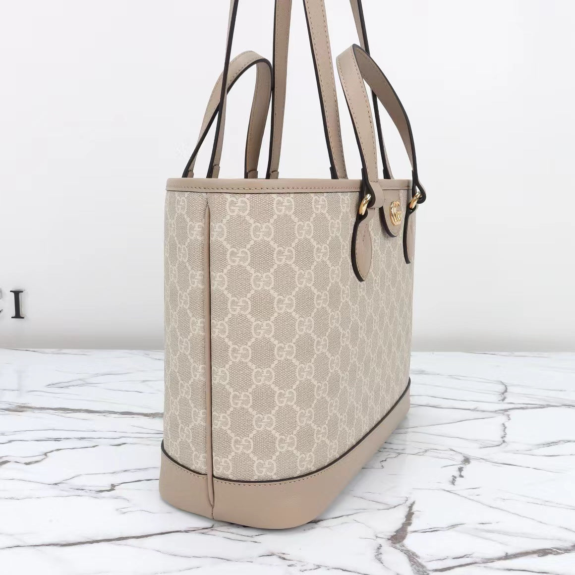 Luxury women's handbags