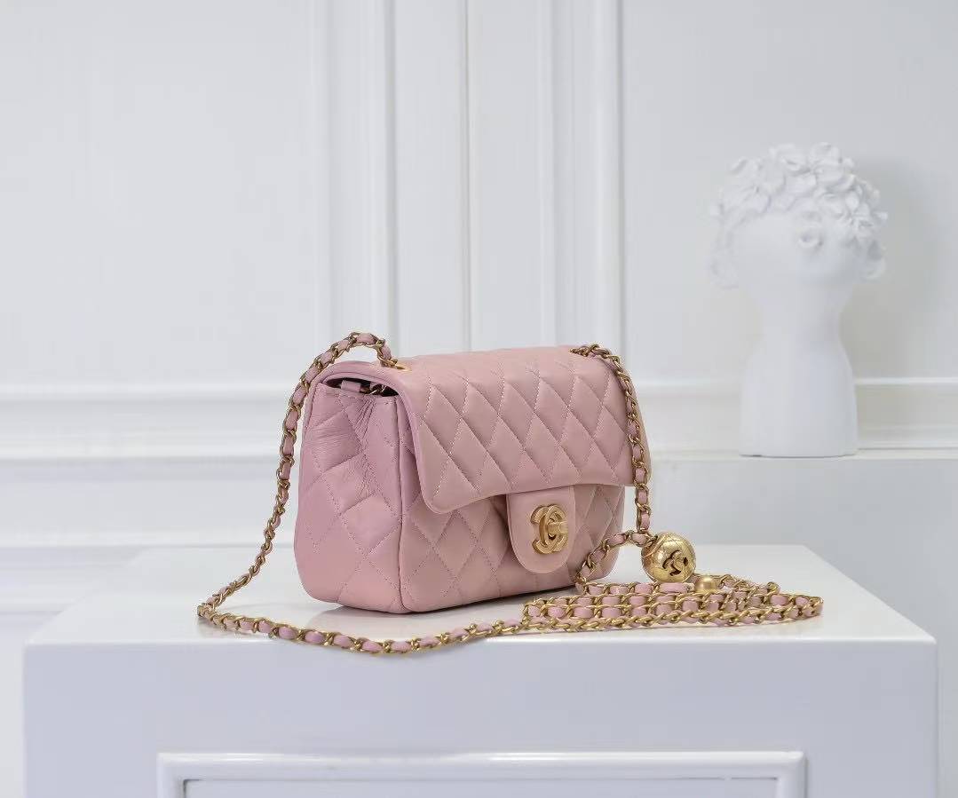 Custom luxury women's handbags