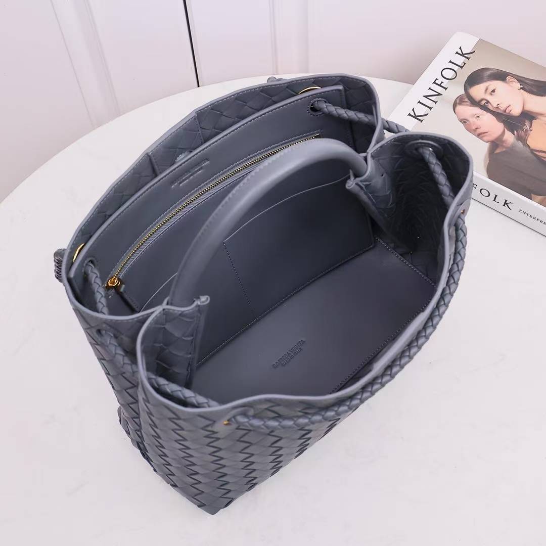 Custom luxury women's shoes handbag