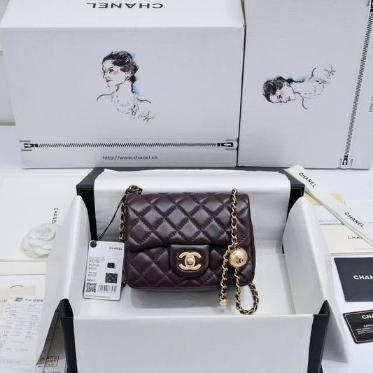 Customized luxury women's handbags