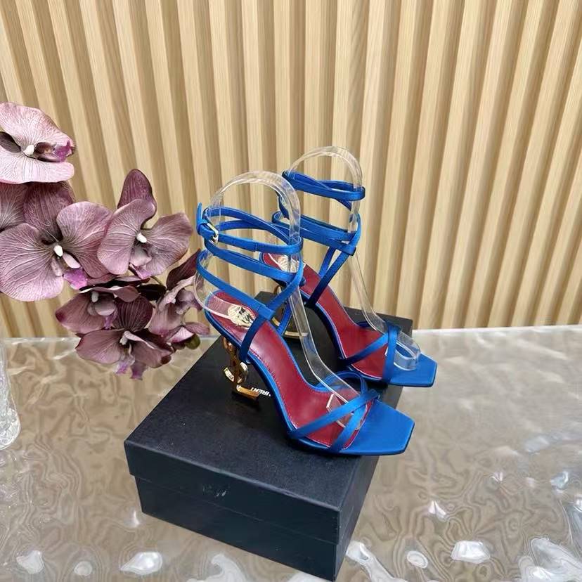 Custom-made luxury high heels