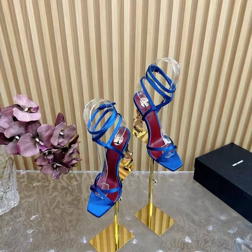 Custom-made luxury high heels