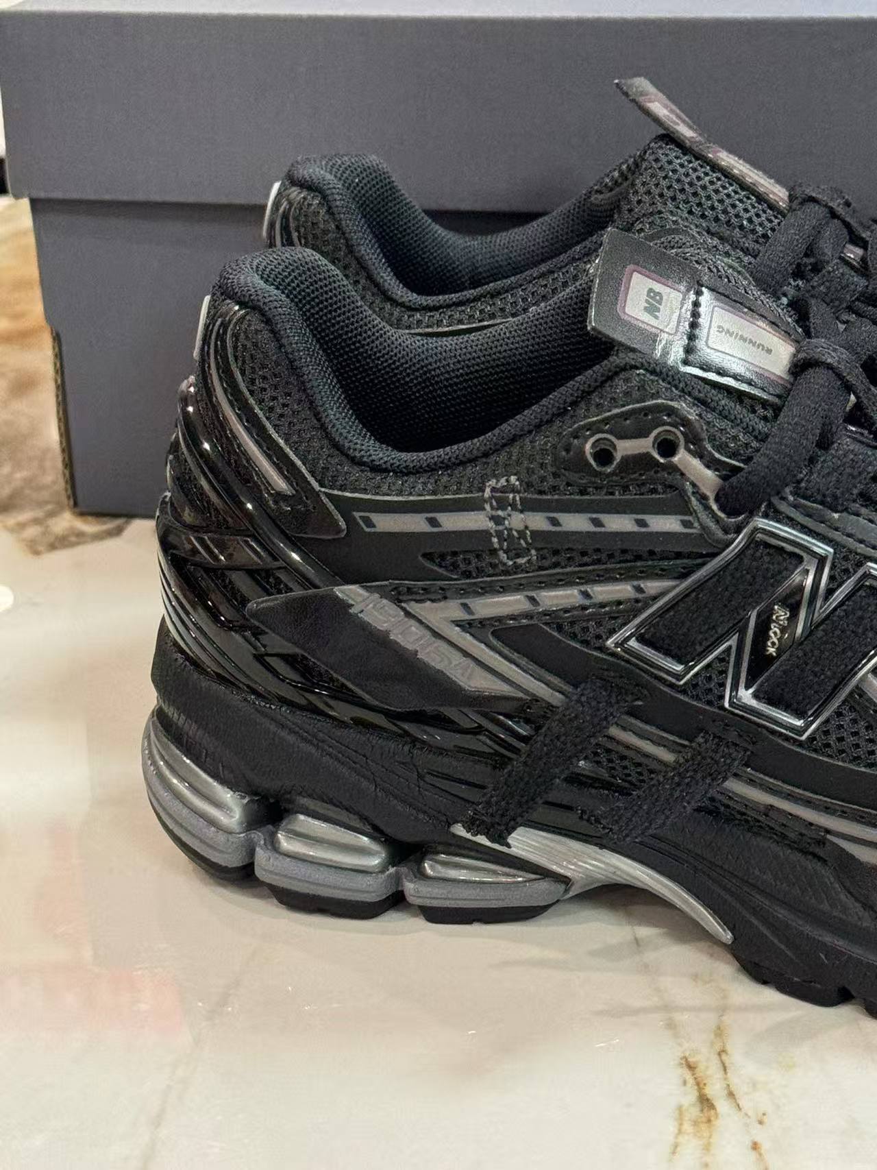 snaerk shoes